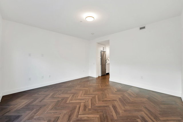 103 - 9228 Slopes Mews