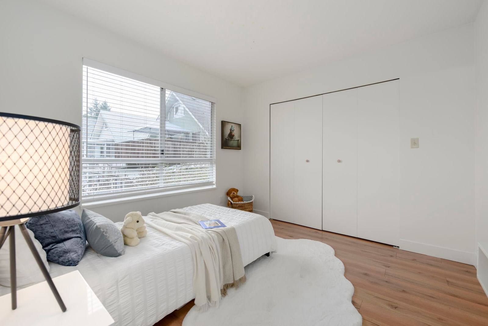 Listing Image 22