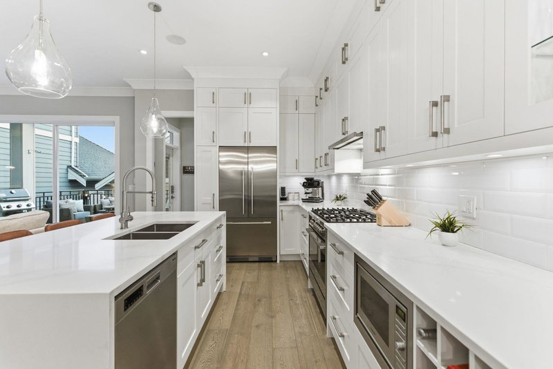 15786 23b Avenue, Surrey, V4A 9Y4 | Image 3