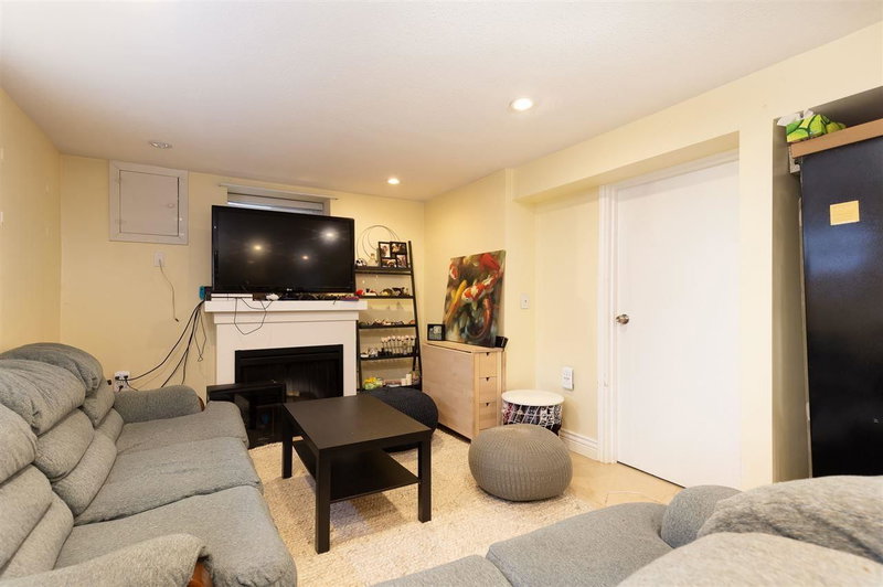 2565 Park Drive, Abbotsford, V2S 4C5 | Image 2