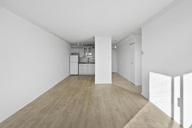 301 - 320 Royal Avenue