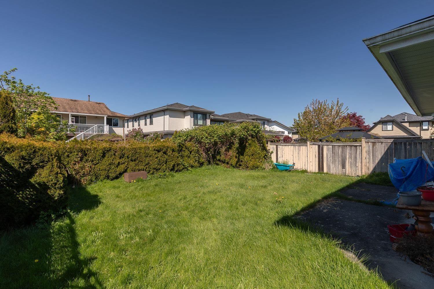 Listing Image 8