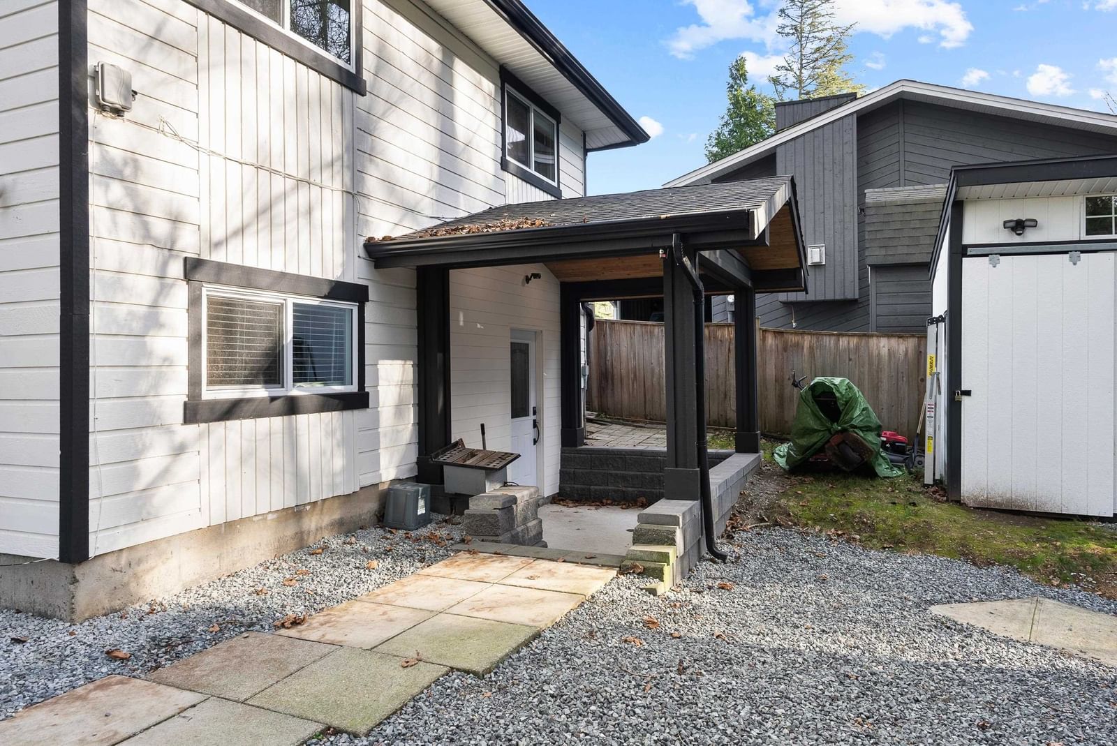 Listing Image 18