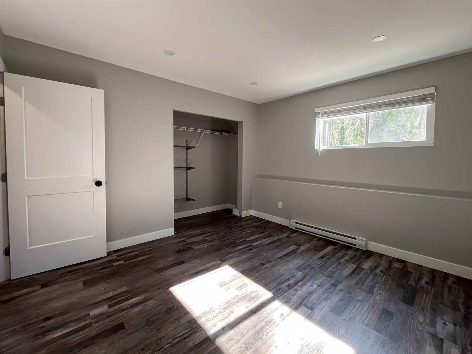 Listing Image 28