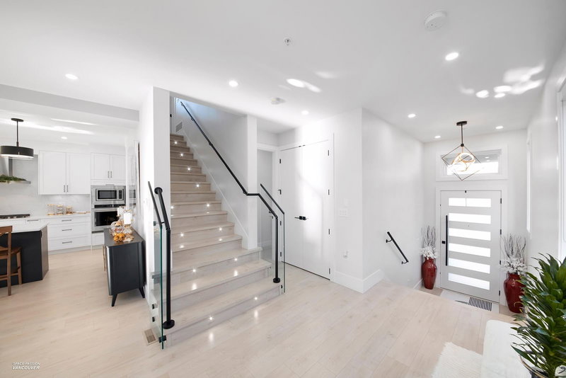 23262 137 Avenue, Maple Ridge, V4R 0H1 | Image 3