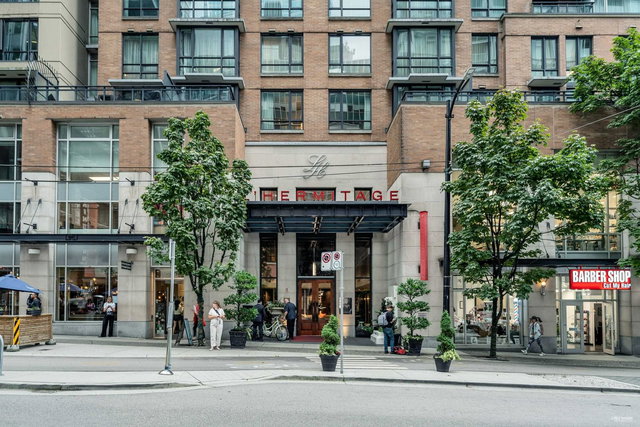 803 - 788 Richards Street