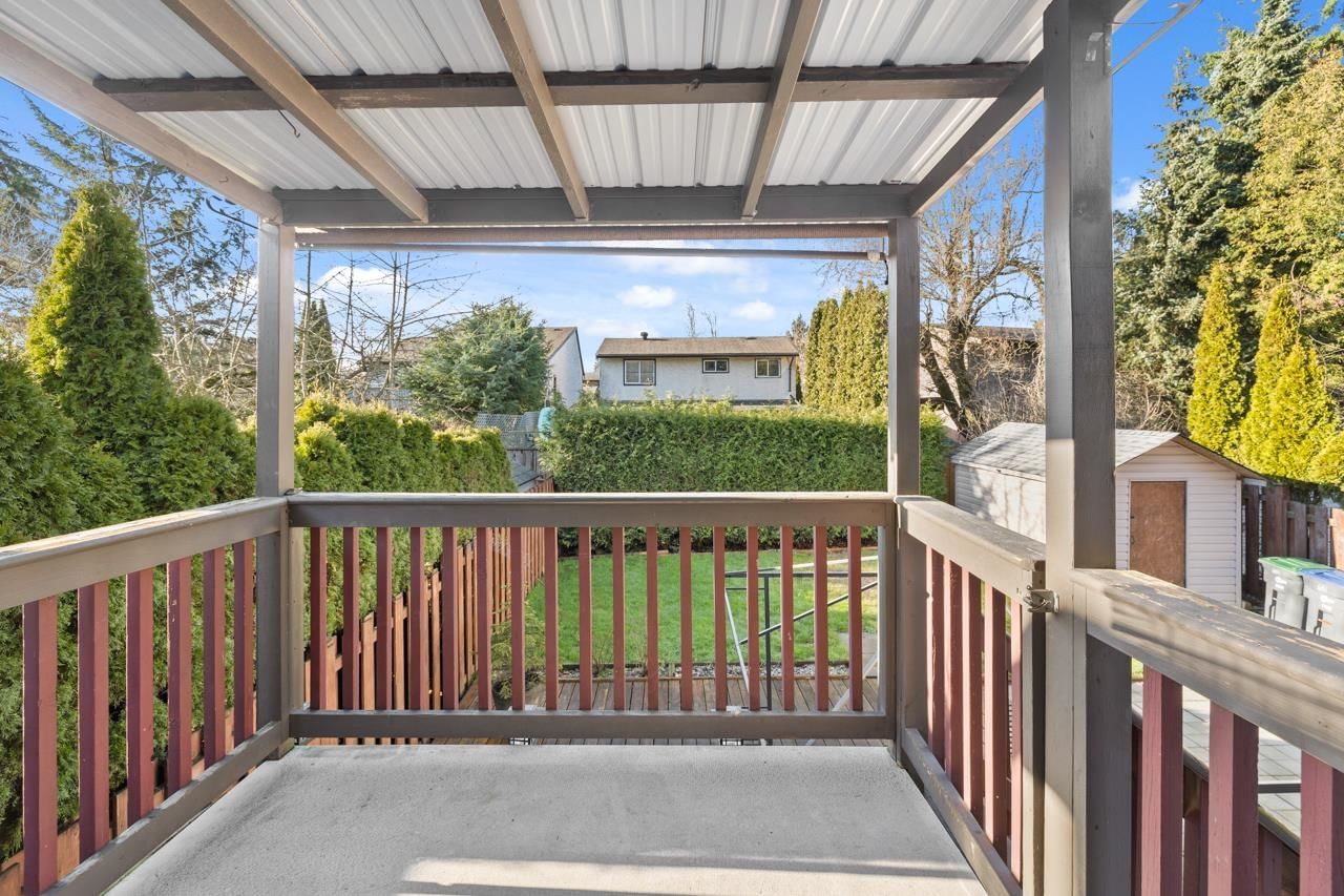 Listing Image 12