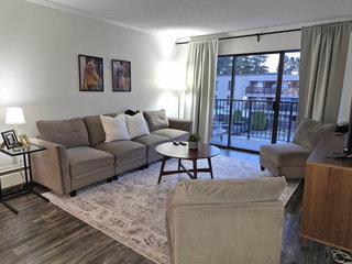 225 - 8860 No. 1 Road