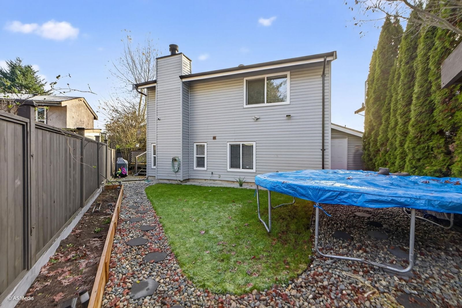 Listing Image 25