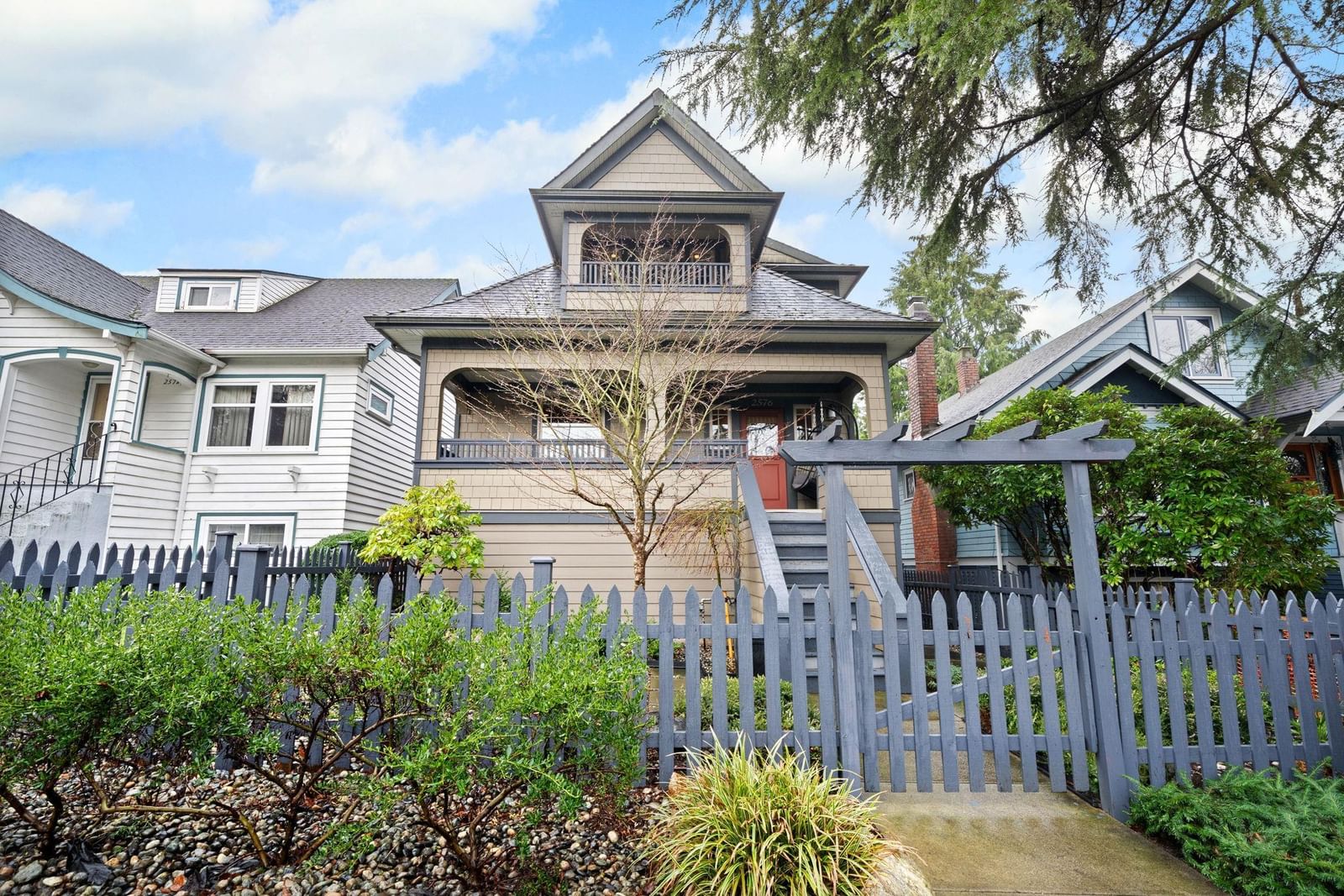 Listing Image 1
