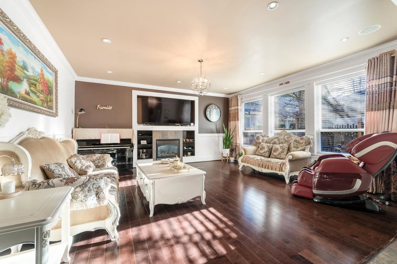 16334 25 Avenue, Surrey, V3Z 6S1 | Image 3