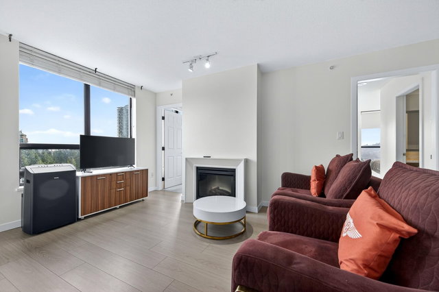 1706 - 2982 Burlington Drive