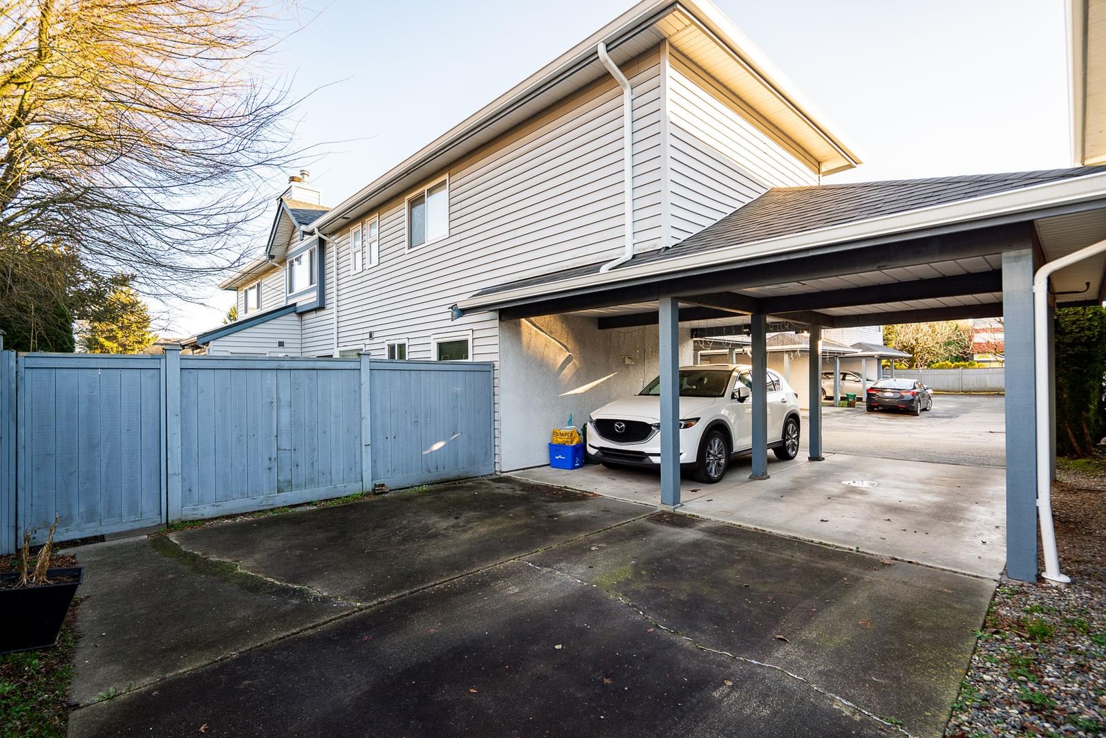 Listing Image 19