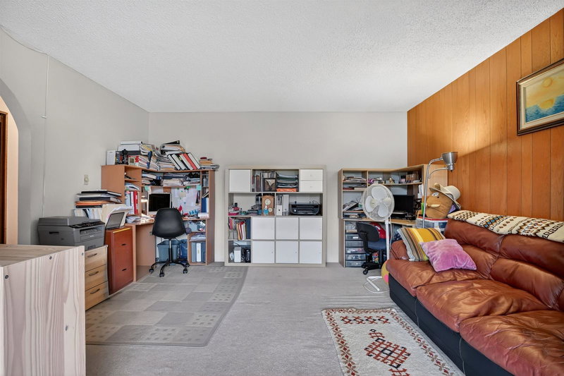 7290 11th Avenue, Burnaby, V3N 2M8 | Image 2