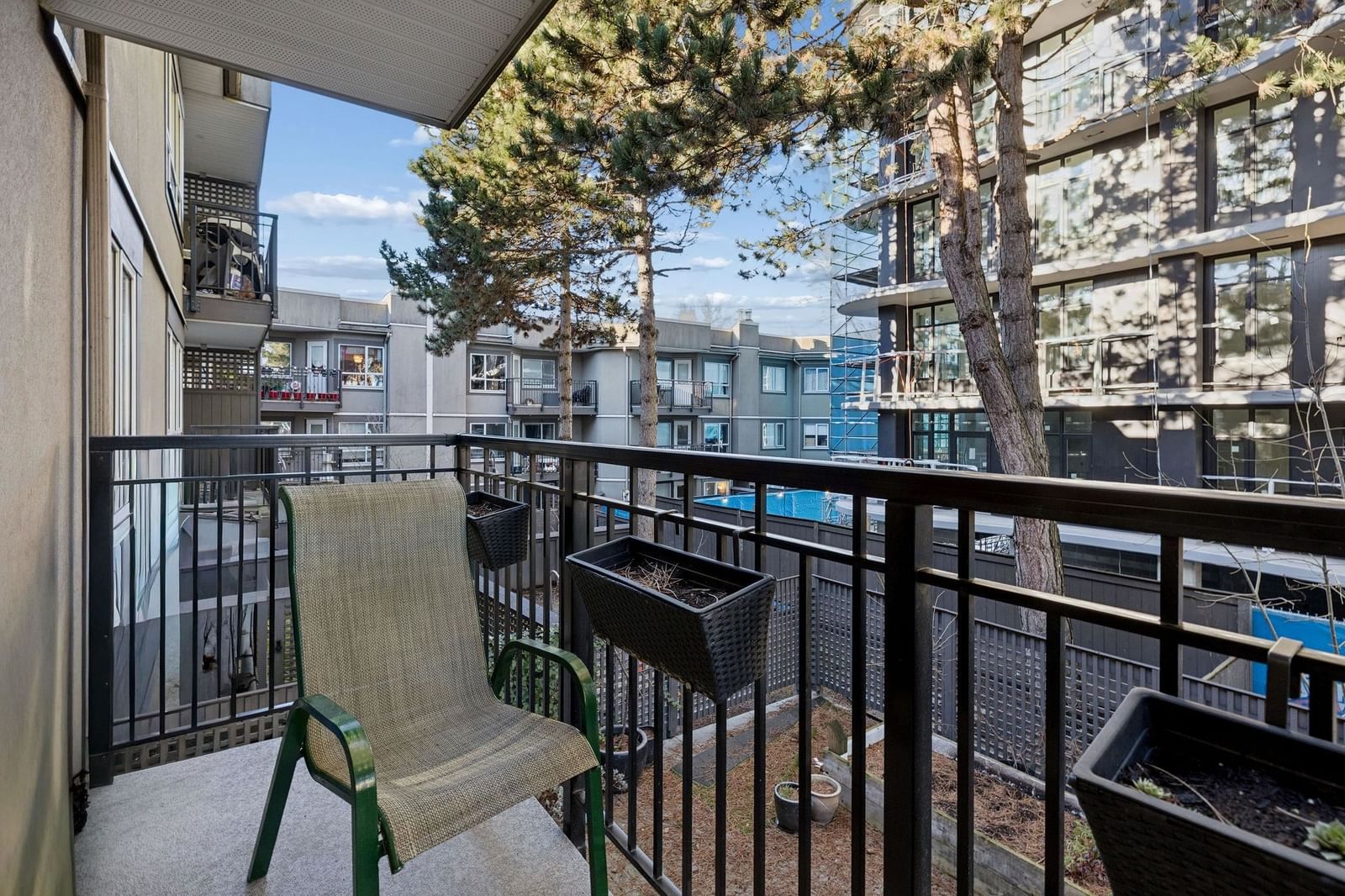 Listing Image 17
