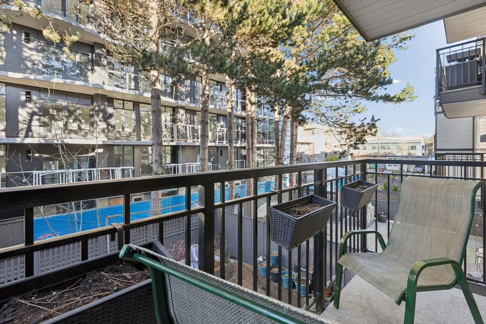 Listing Image 19