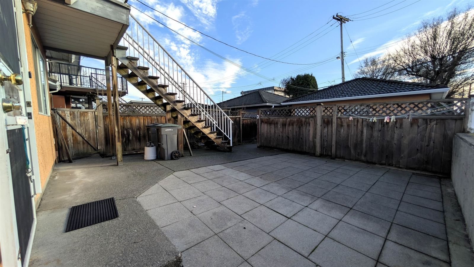 Listing Image 24
