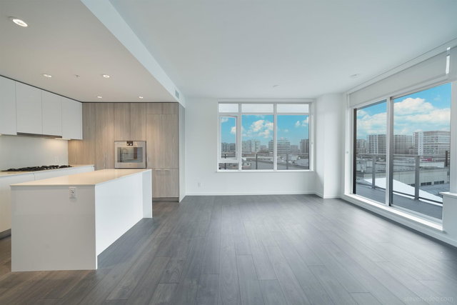 705 - 6200 Minoru Boulevard