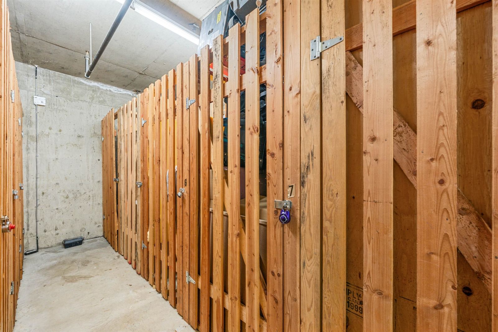 Listing Image 21