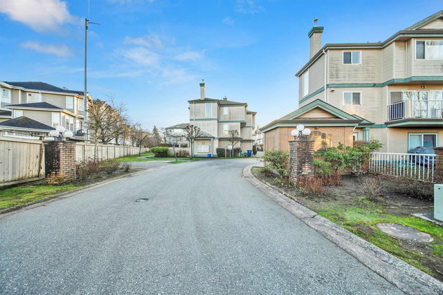 44 - 22800 Windsor Court