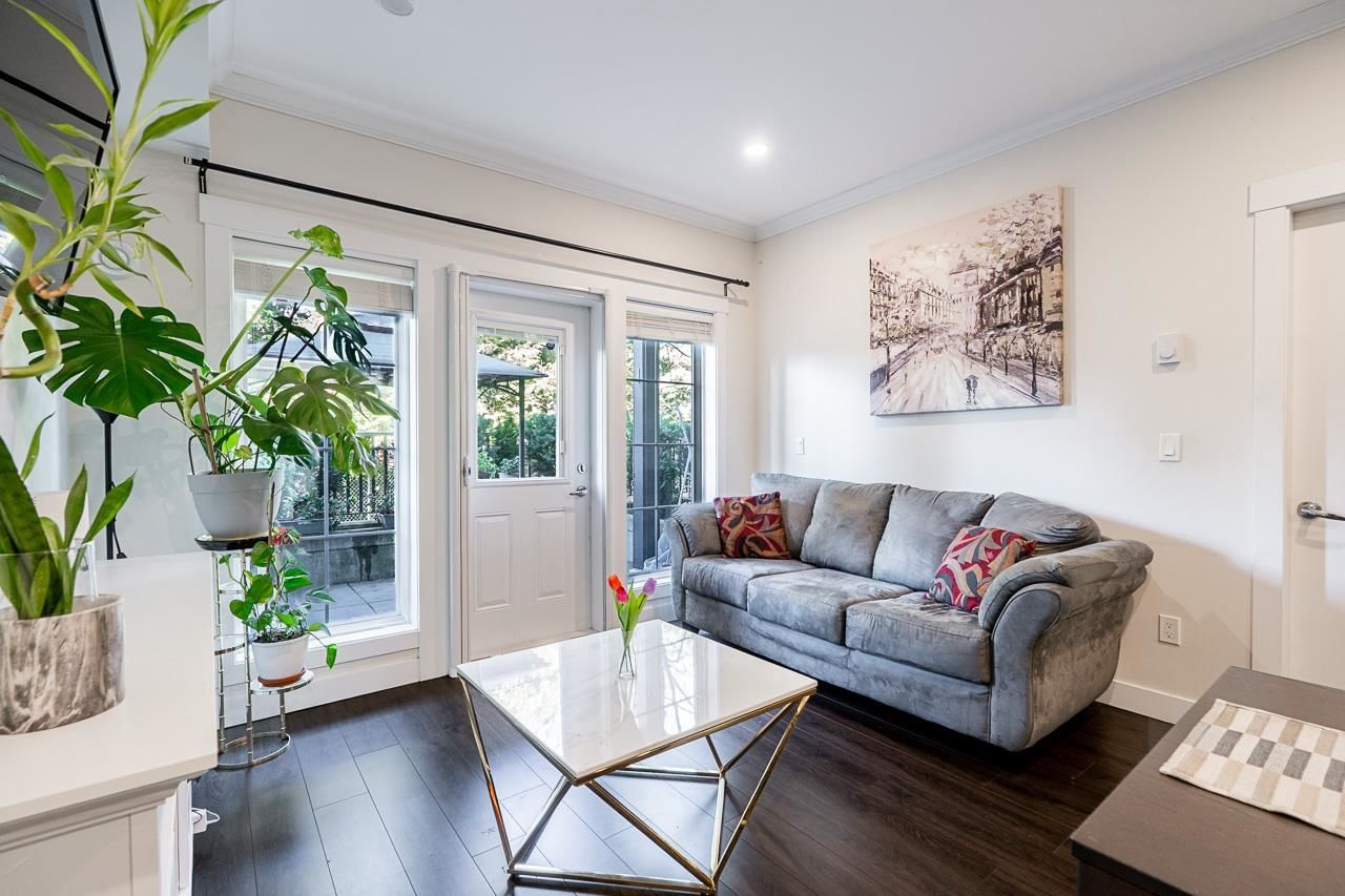 Listing Image 9