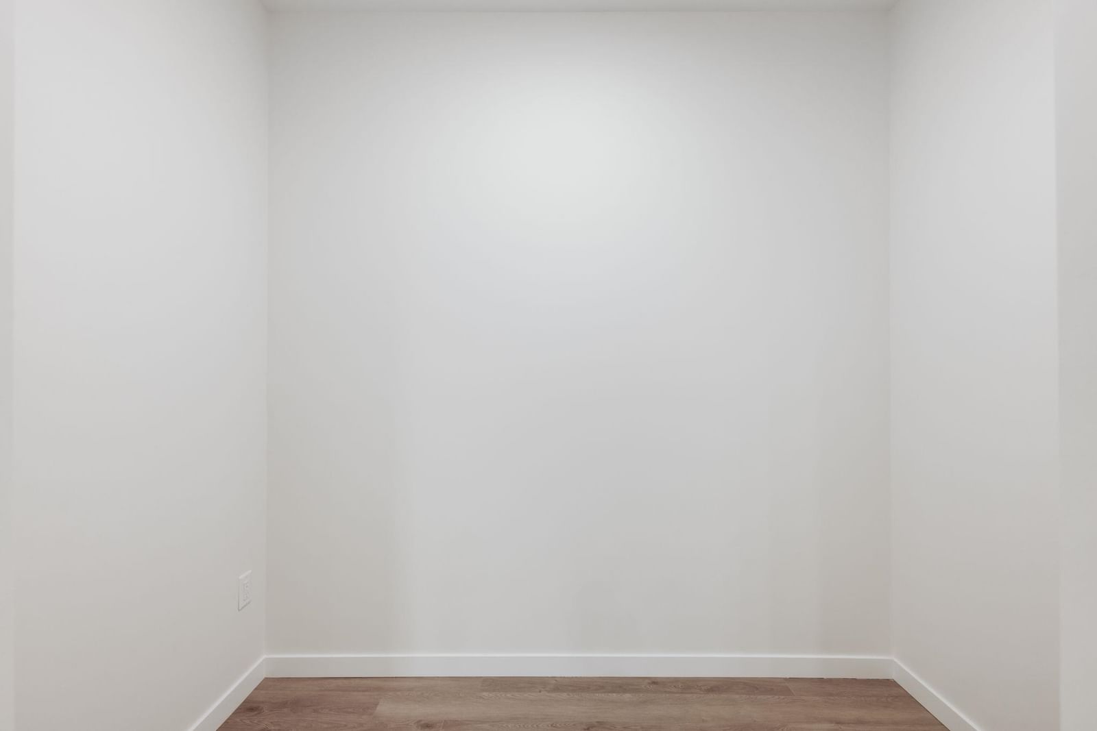 Listing Image 36
