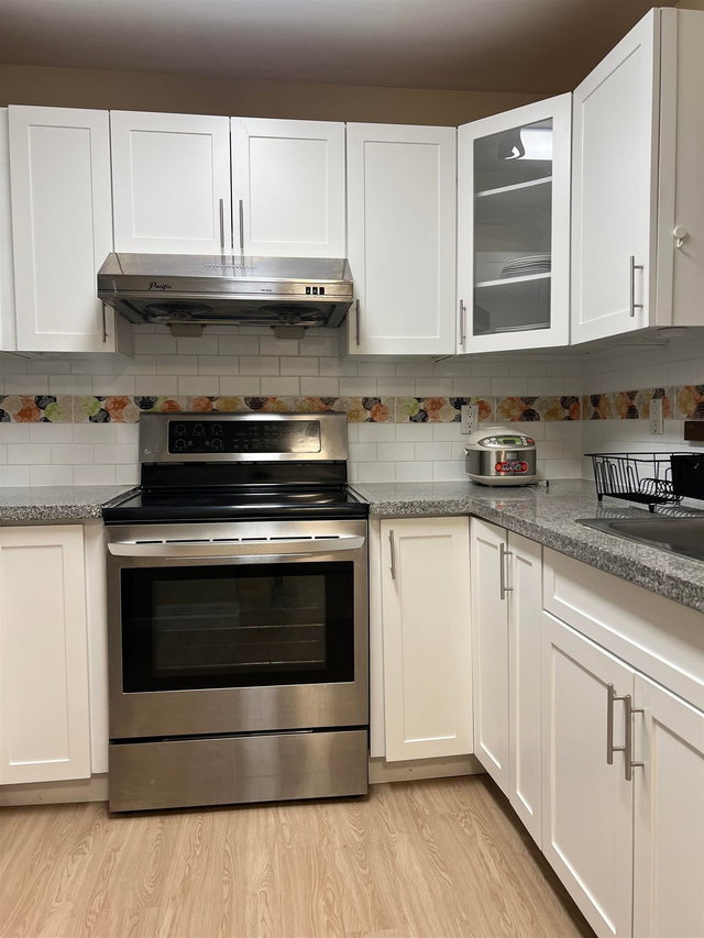 112 - 8600 General Currie