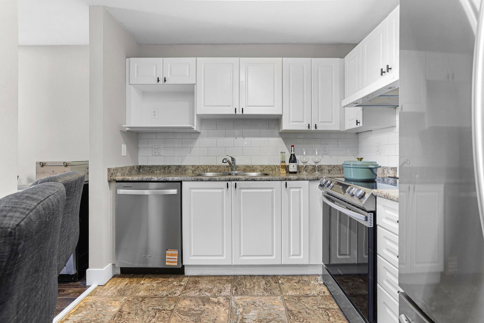 Listing Image 14