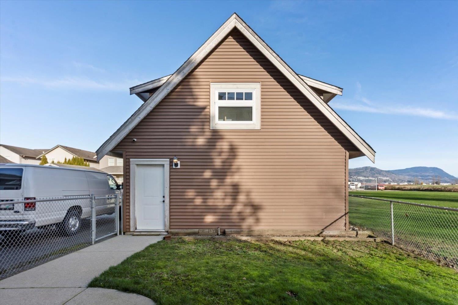 Listing Image 29