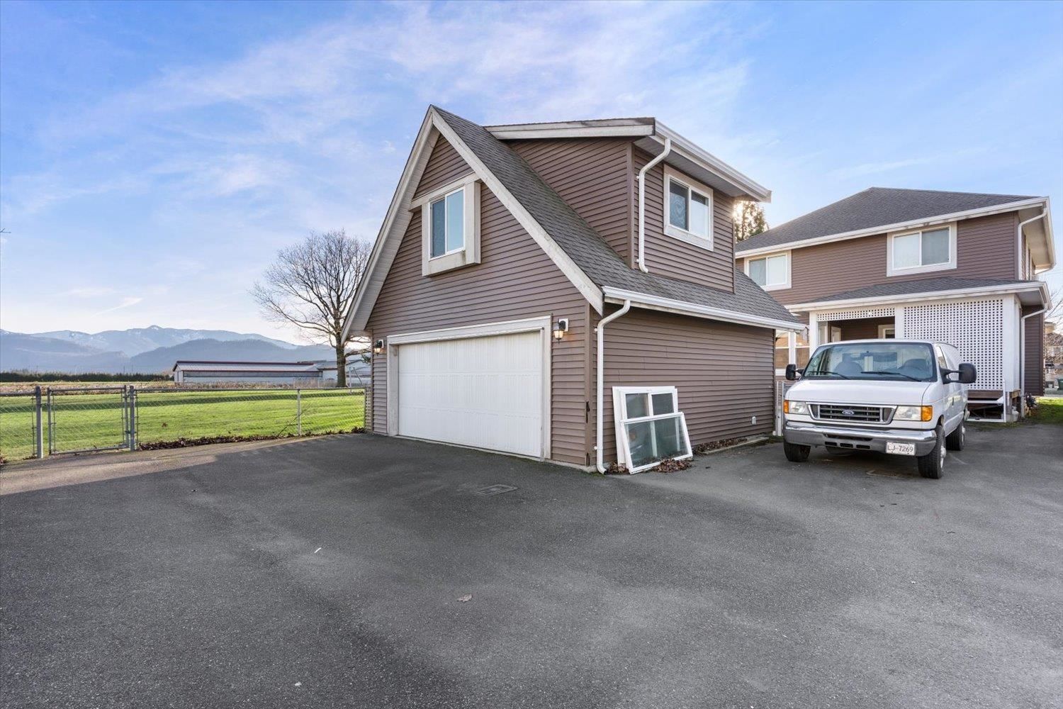 Listing Image 34