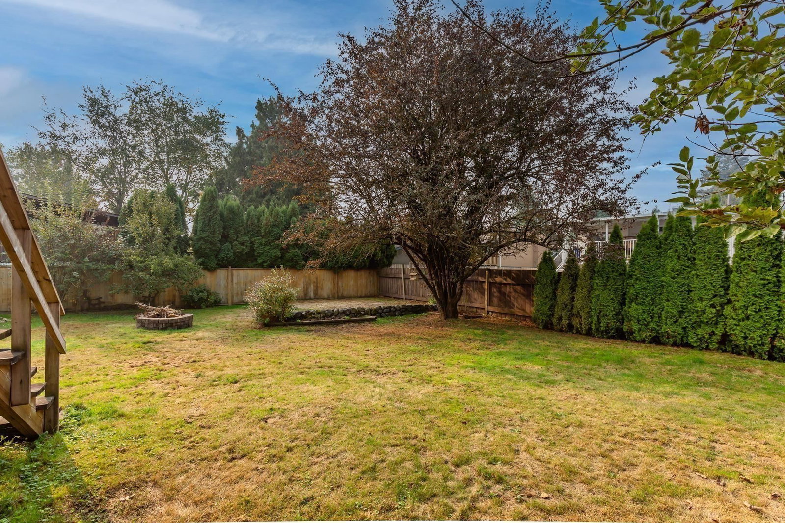 Listing Image 8