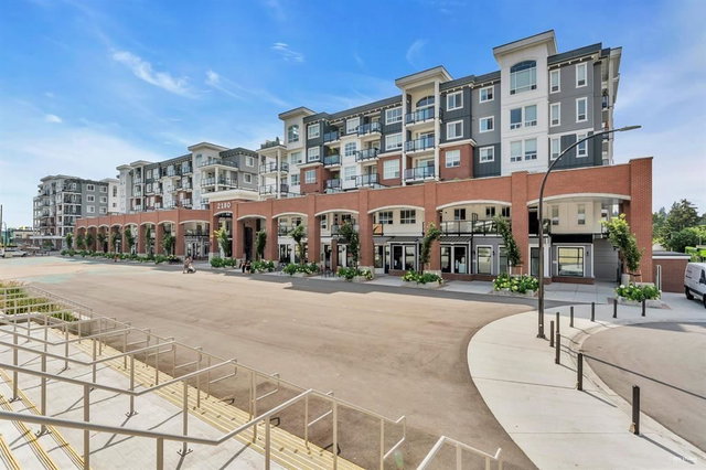 4413 - 2180 Kelly Street