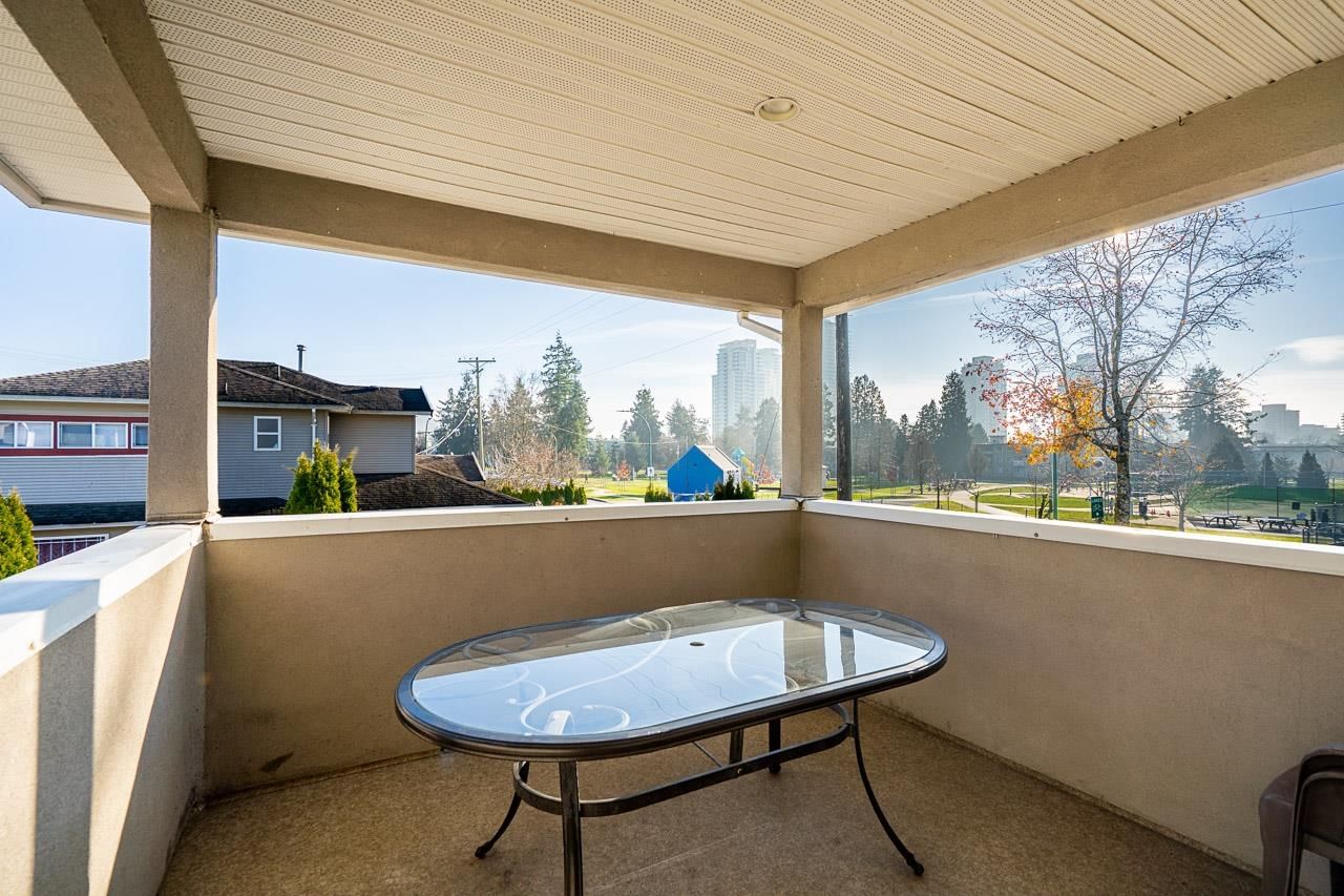Listing Image 19