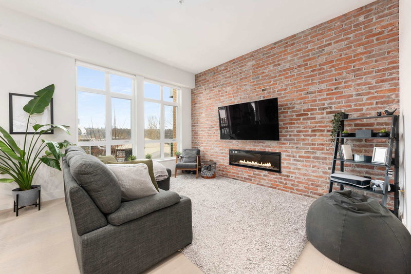 303 - 300 Salter Street, New Westminster, V3M 0L9 | Image 2