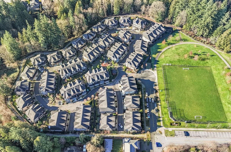 9 - 3306 Princeton Avenue, Coquitlam, V3E 0M9 | Image 3