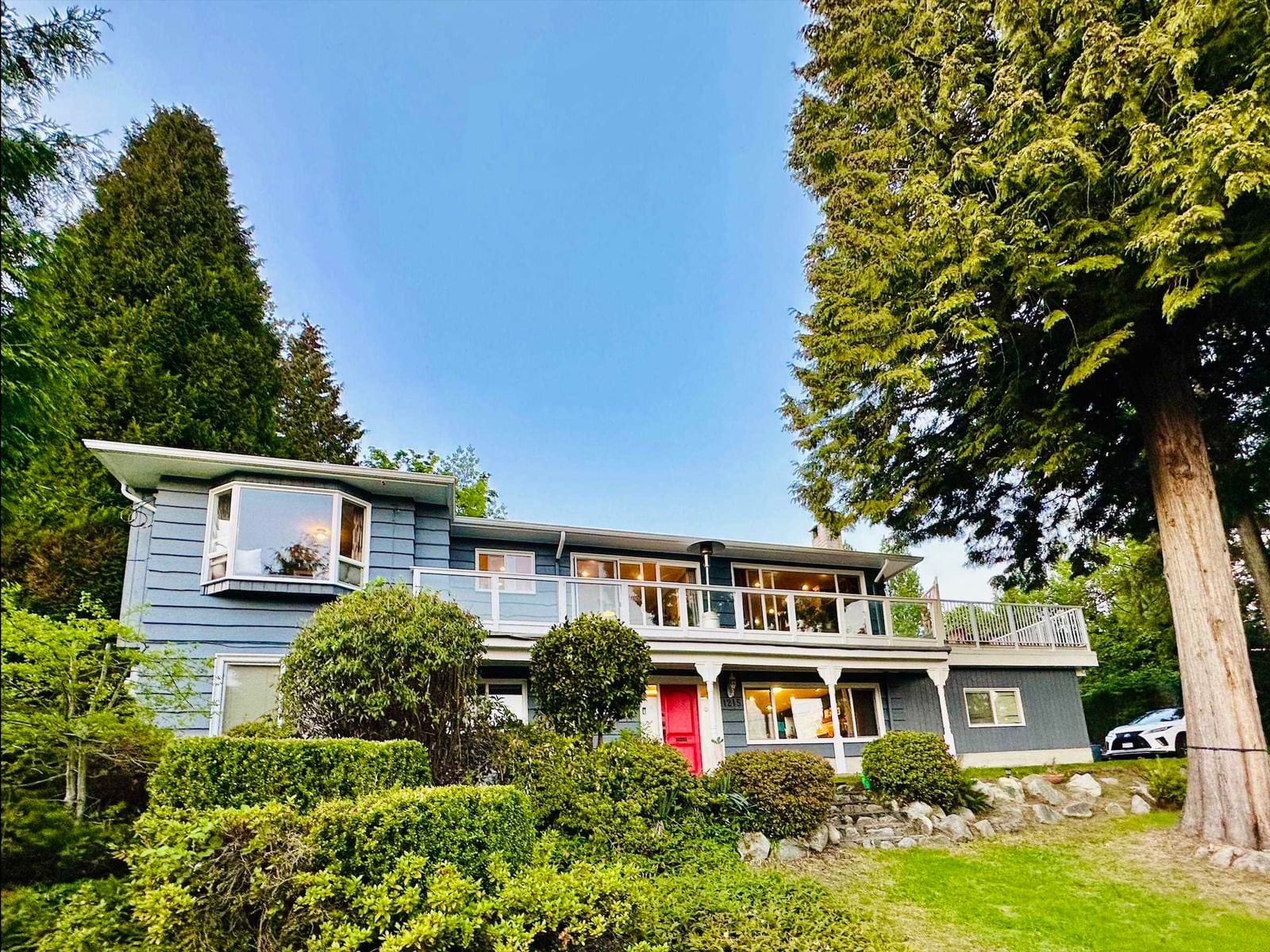 Listing Image 1