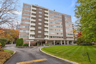 402 - 6026 Tisdall Street