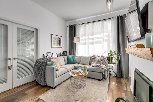 423 - 2551 Parkview Lane