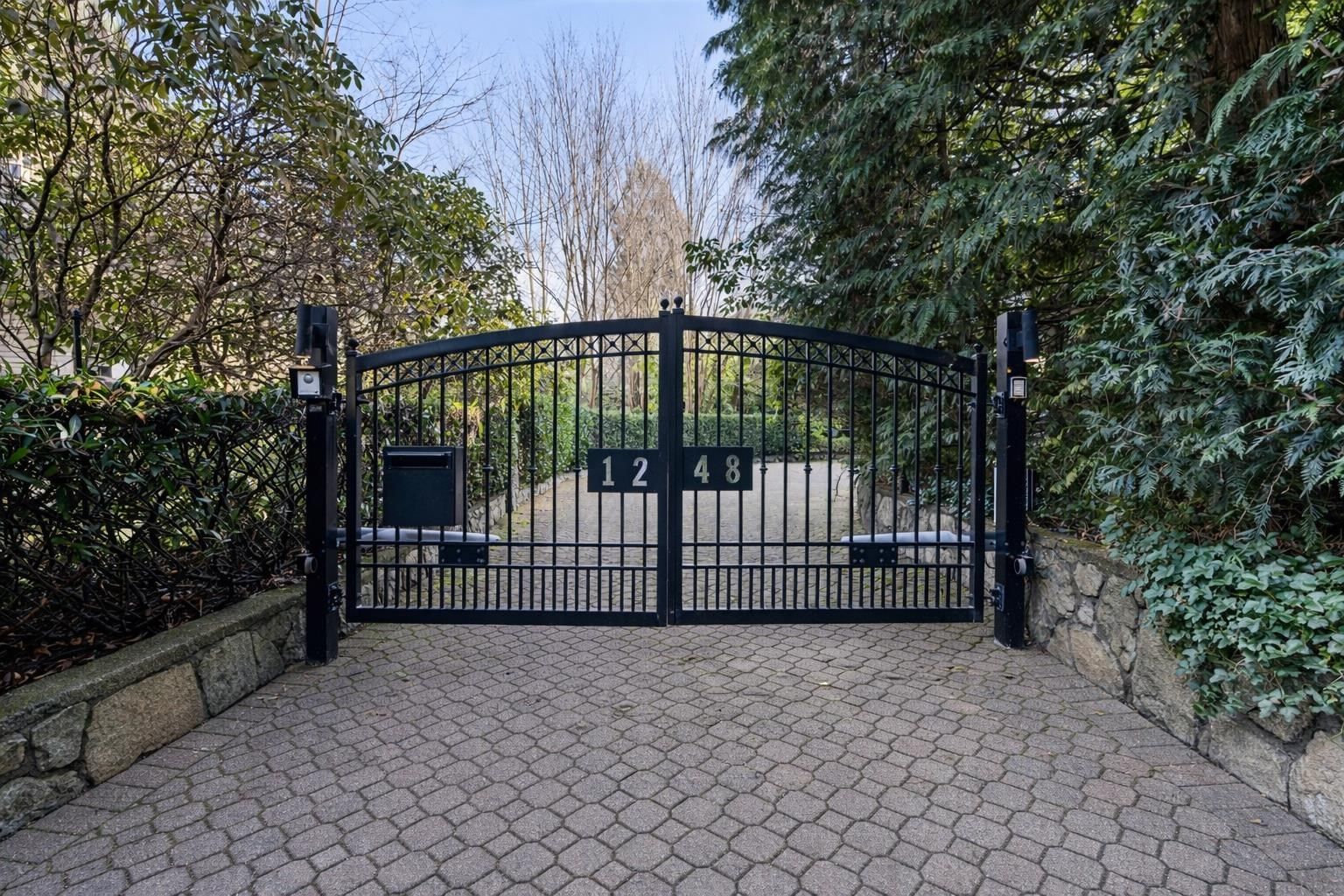 Listing Image 37