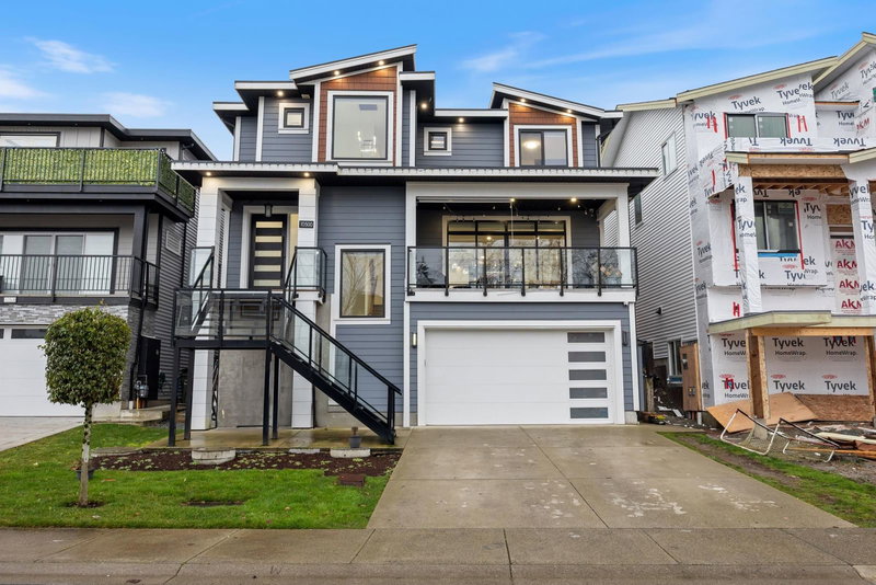 10500 Mcveety Street, Maple Ridge, V2W 0K3 | Image 2