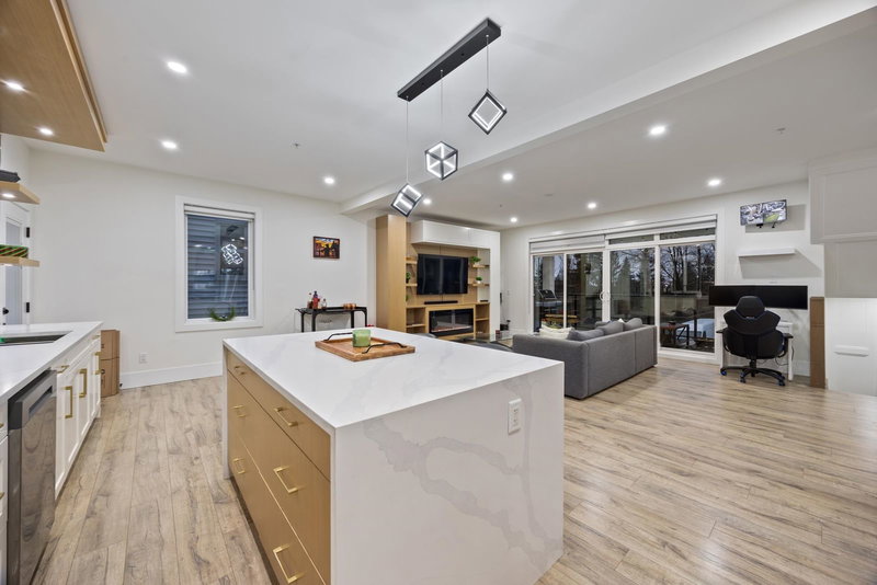 10500 Mcveety Street, Maple Ridge, V2W 0K3 | Image 3