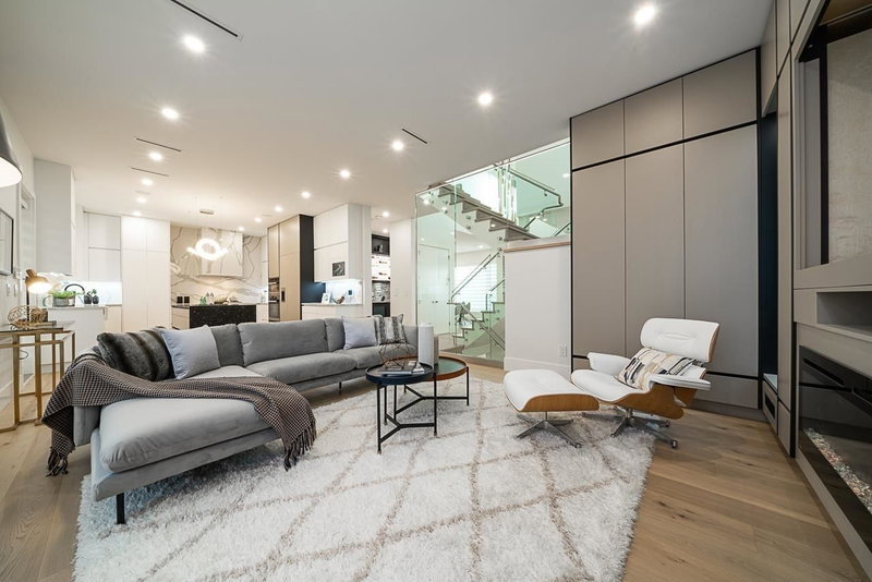 5655 Portland Street, Burnaby, V5J 2R7 | Image 3