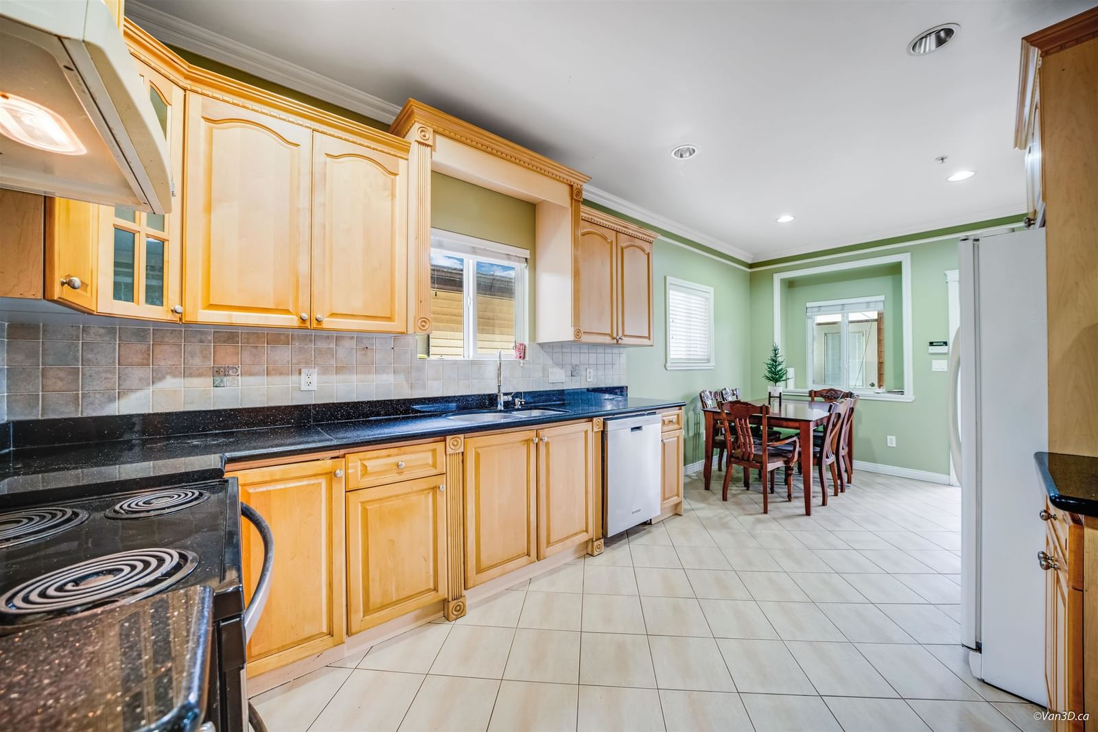 Listing Image 14