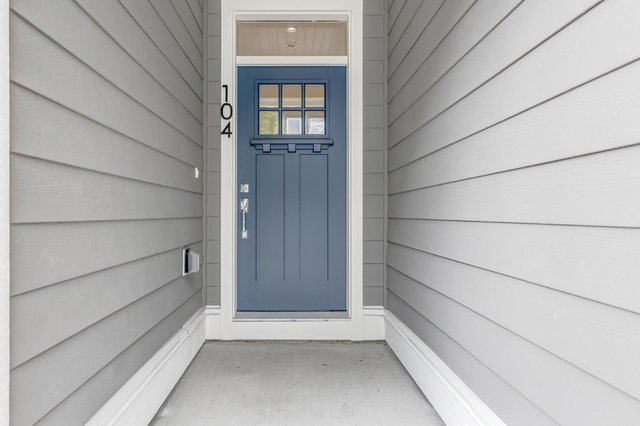 104 - 3421 Queenston Avenue