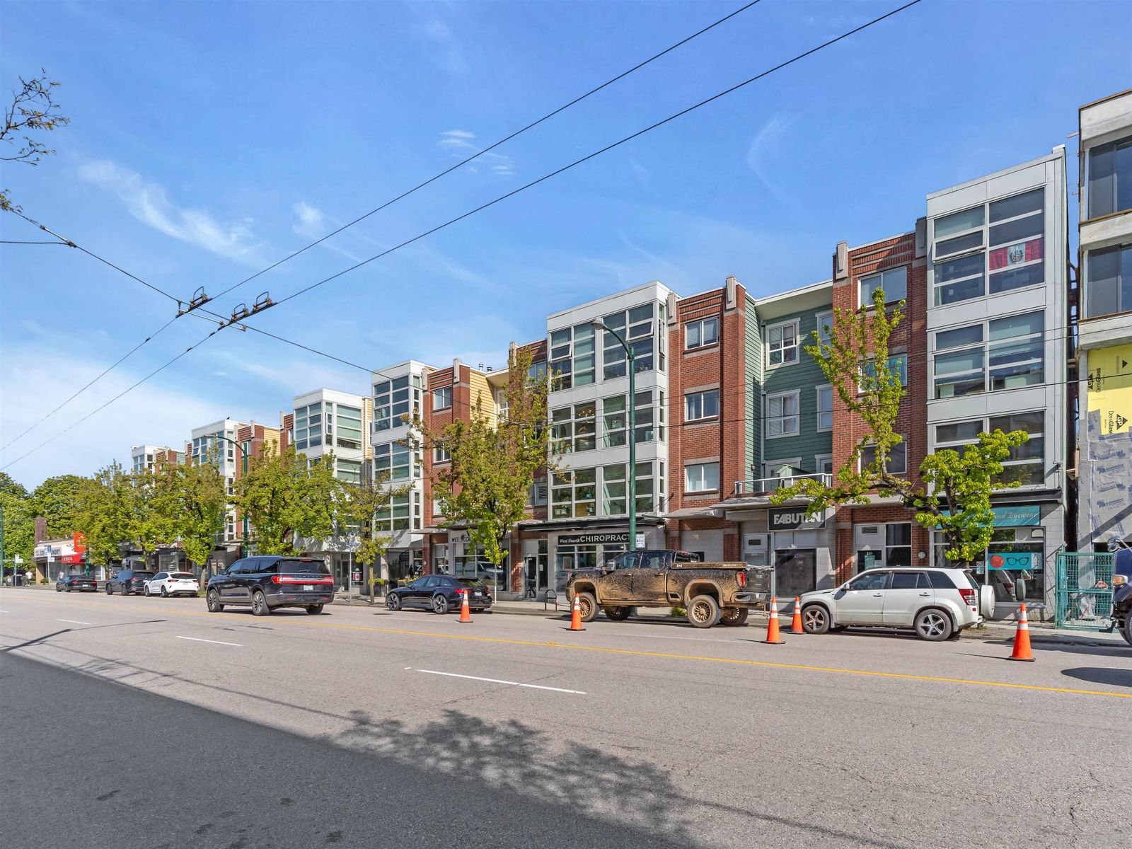 Listing Image 10