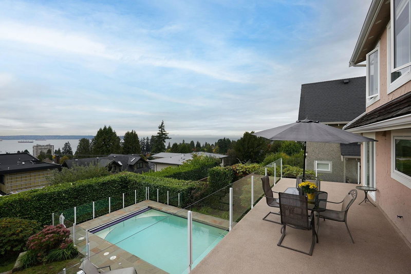 2316 Nelson Avenue, West Vancouver, V7V 2R2 | Image 2