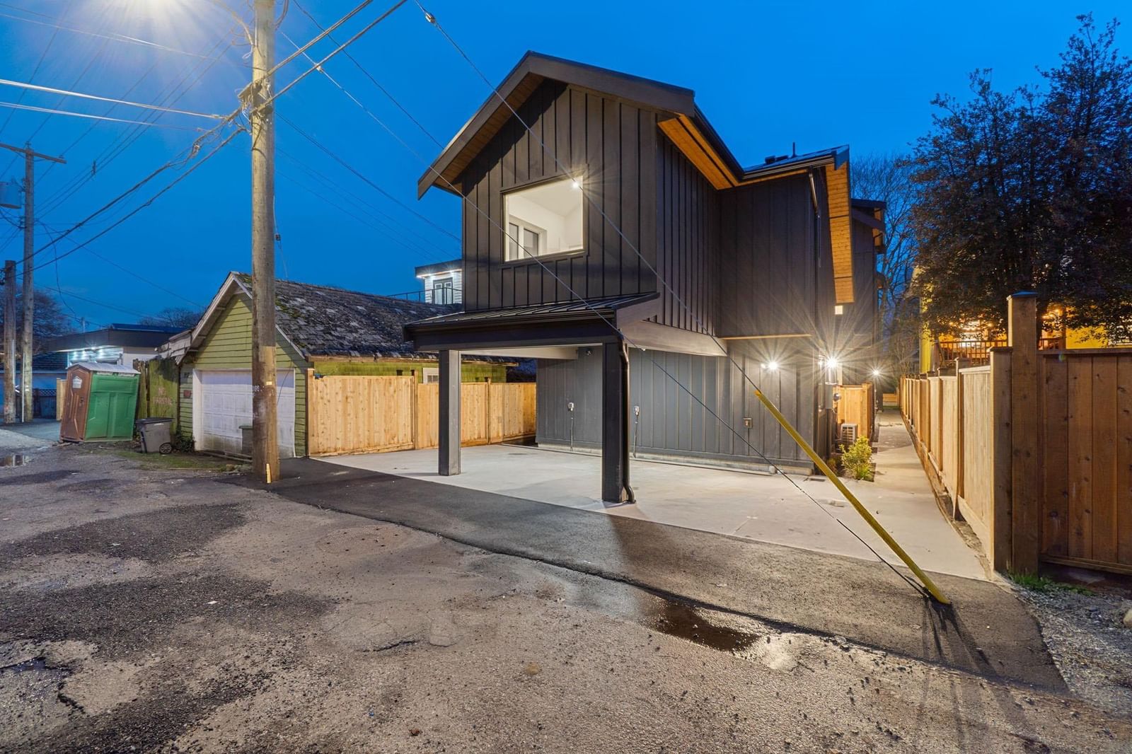 Listing Image 15