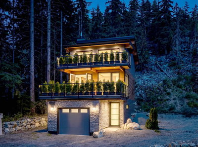9391 Emerald Drive | Whistler | Image