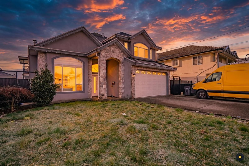 12414 92 Avenue, Surrey, V3V 1G5 | Image 2