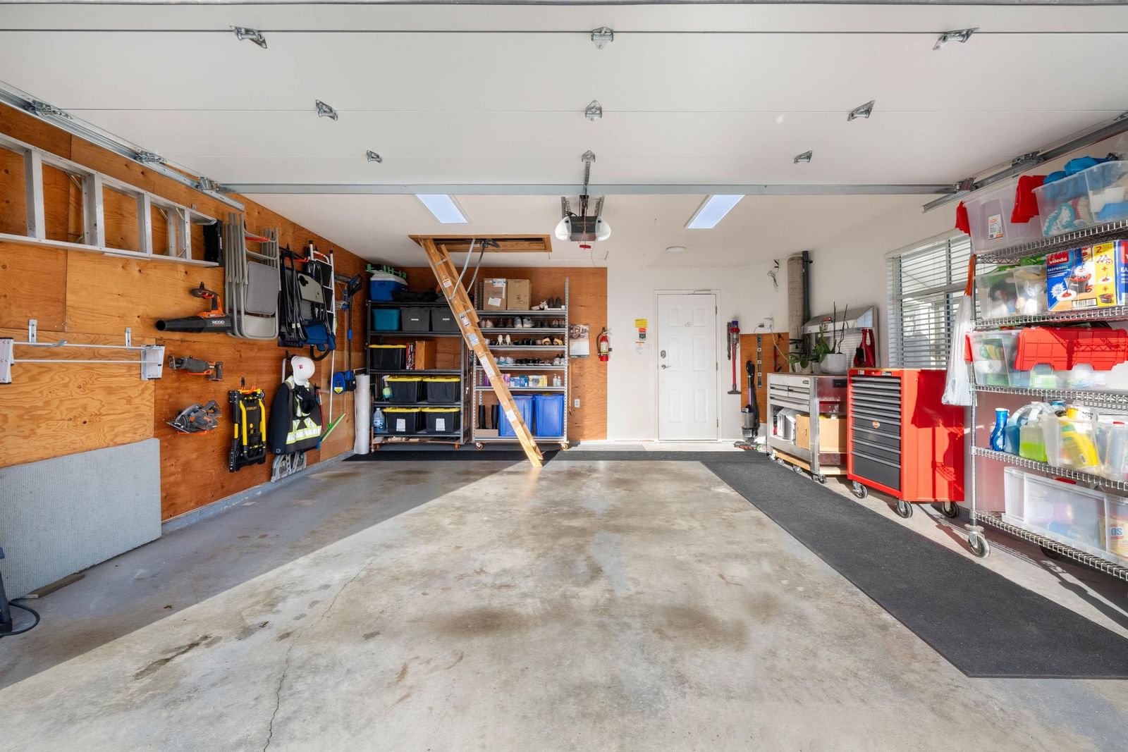 Listing Image 24